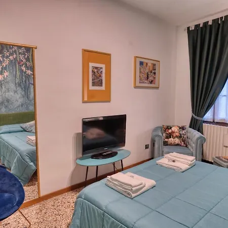 Biennale Venice Charme Apartment-3